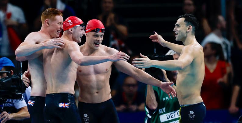 M4x200Free: Great Britain Indeed! Arise Sir James, Sir Tom, Sir Matthew, Sir Duncan