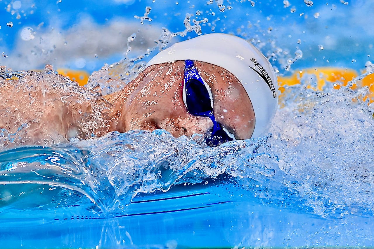 Scott Scares Commonwealth 200 Free Mark in 1:40.2 After Racing Inside Biedermann's World Record For 6 Of 8 Laps