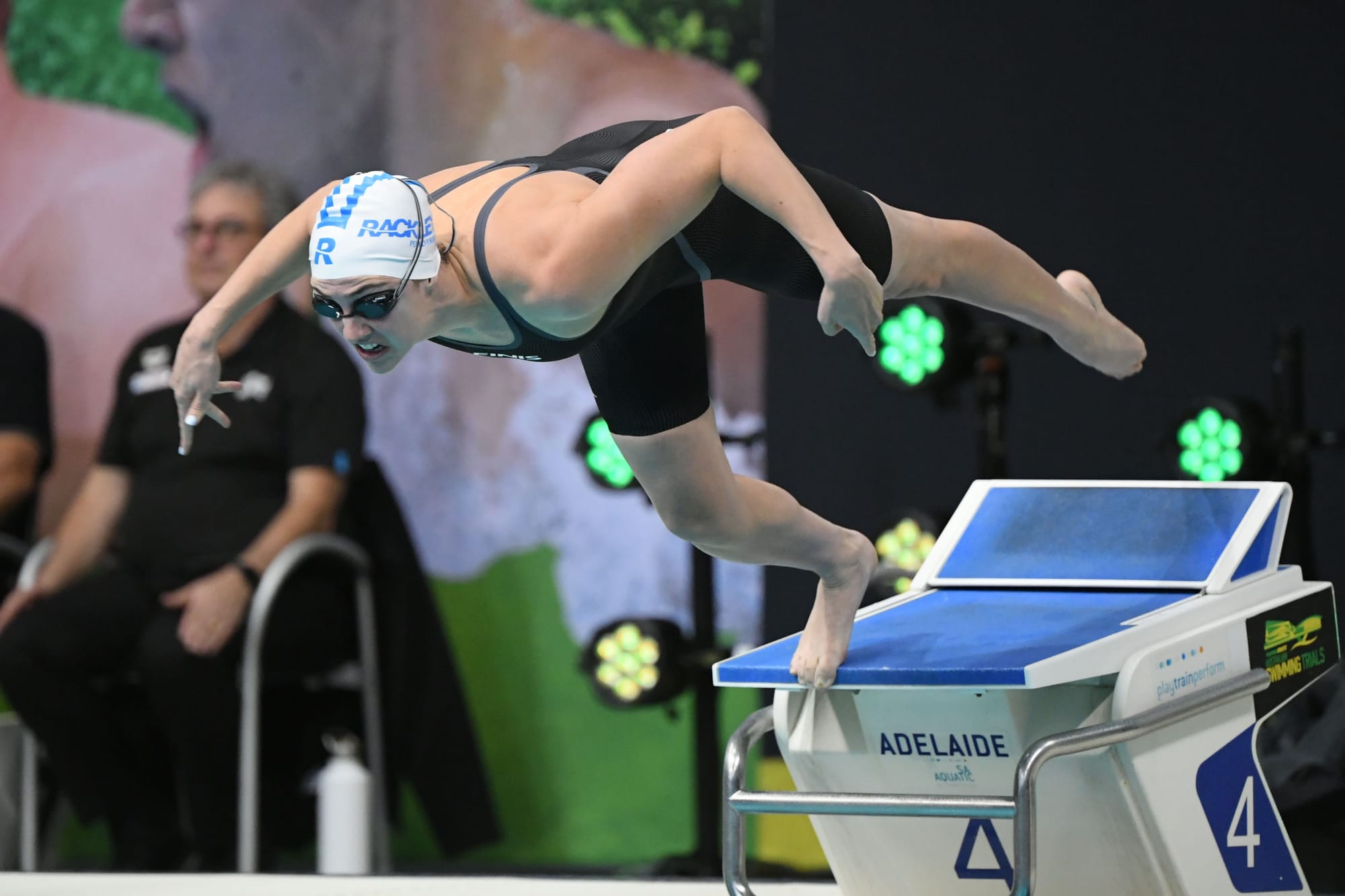 Harris Completes Dolphins Dash Dominance On Free; 4th Crown To Meilutyte & 1st for Kolesnikov