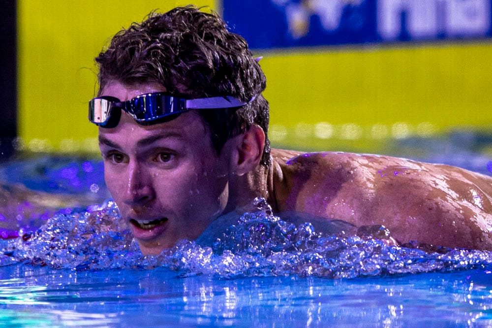 Proud Extends World Ranks Lead In 21.67, As Mills, 17, Pops First Two Sub-22s Of Career post image