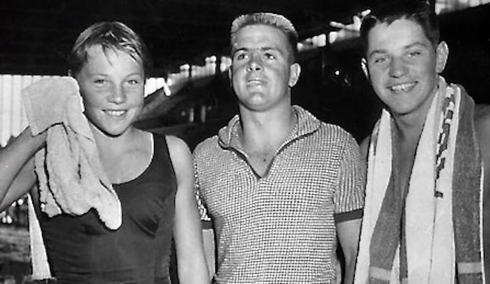 On This Day In History - Konrads & Turrall Keep Aussie Distance Ball Rolling post image